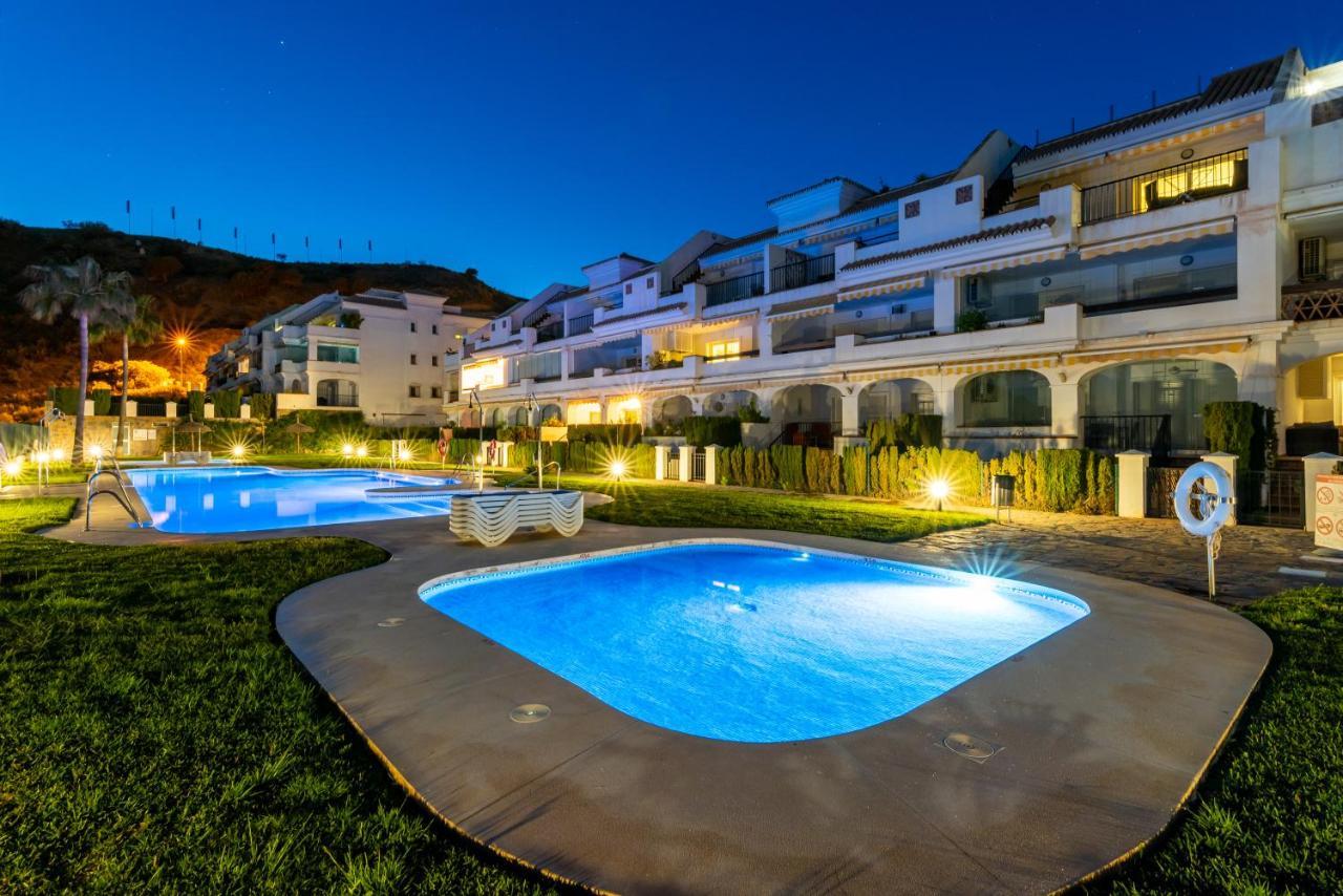 Neptuno Malaga Apartamento De Lujo Рінкон-де-ла-Вікторія Екстер'єр фото