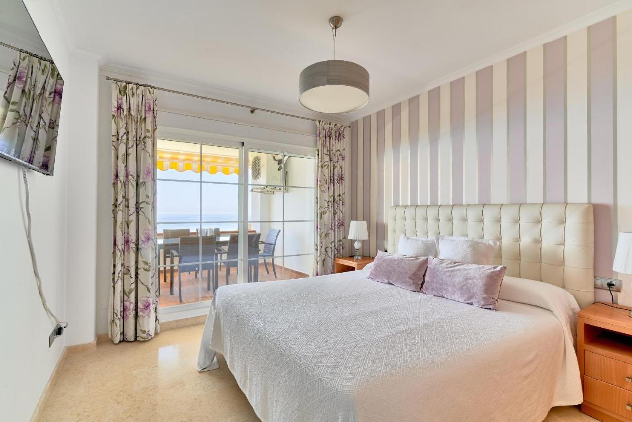 Neptuno Malaga Apartamento De Lujo Рінкон-де-ла-Вікторія Екстер'єр фото
