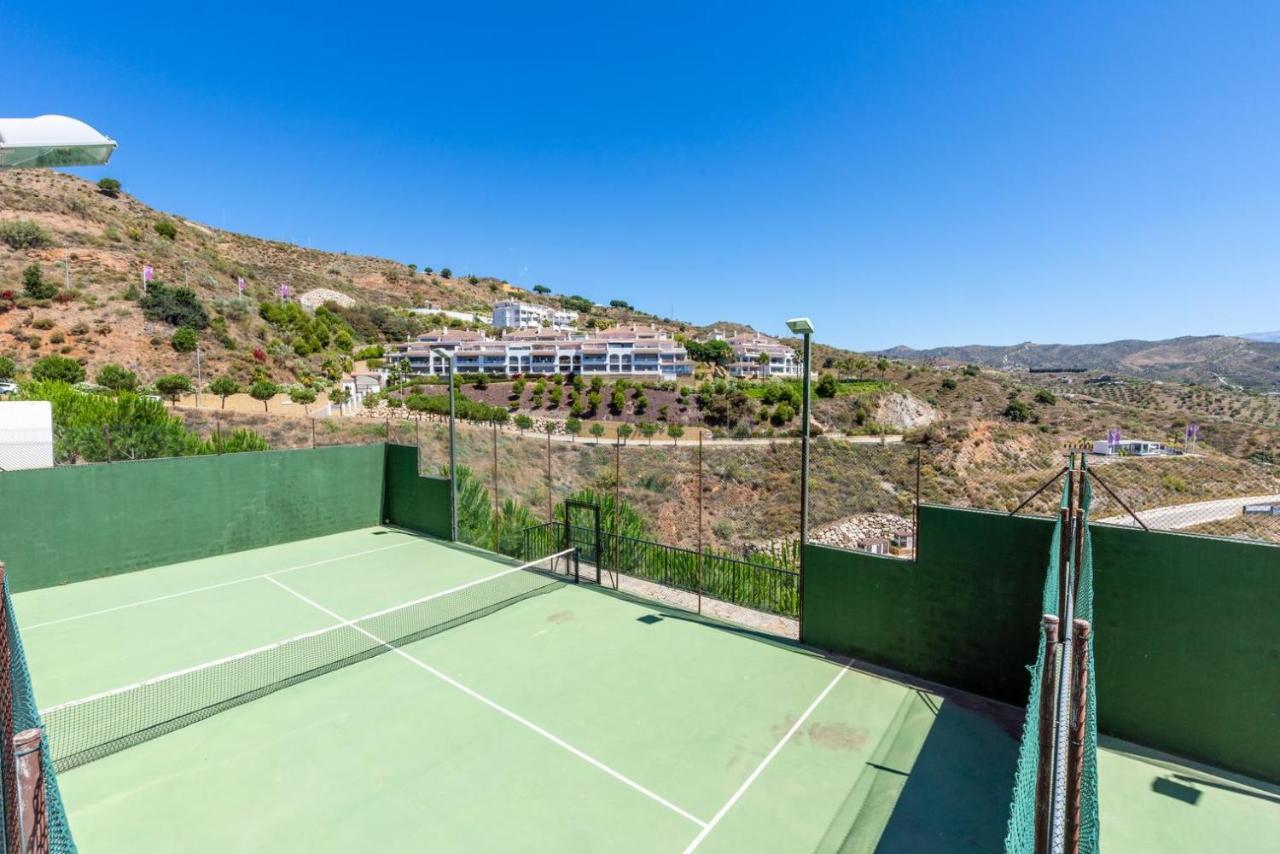 Neptuno Malaga Apartamento De Lujo Рінкон-де-ла-Вікторія Екстер'єр фото