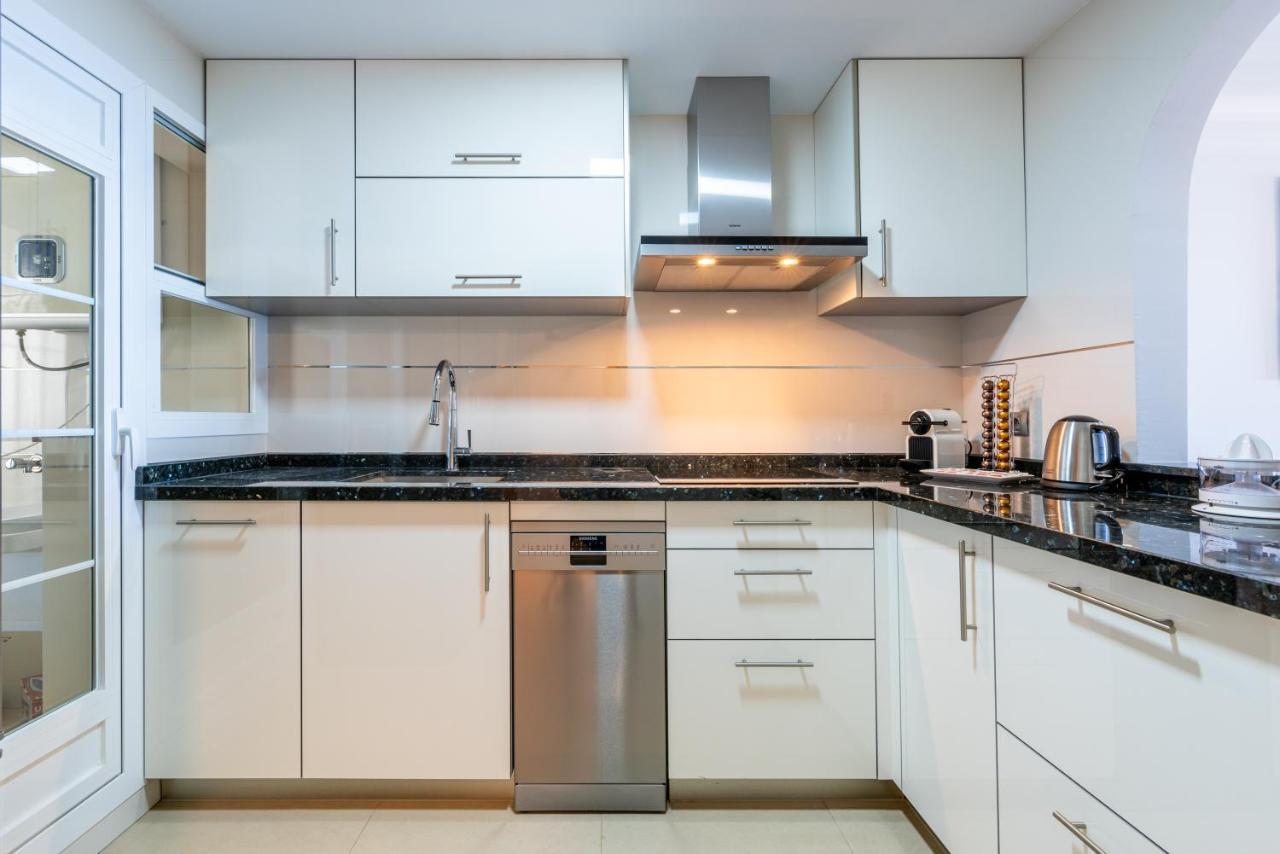 Neptuno Malaga Apartamento De Lujo Рінкон-де-ла-Вікторія Екстер'єр фото